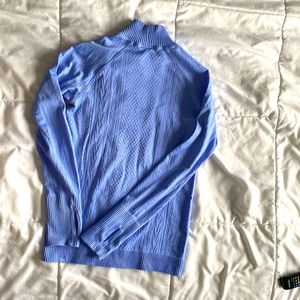 lulu lemon turtleneck